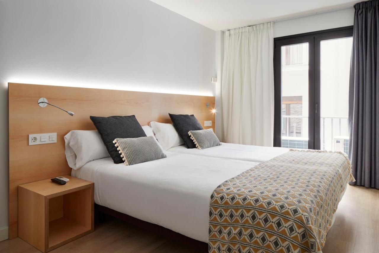 Hostal Arriazu Pamplona Kültér fotó